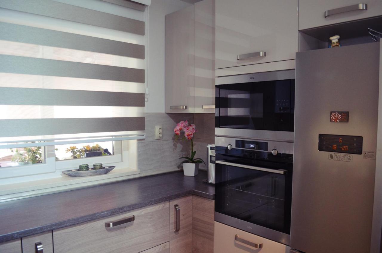 Apartments Rina - Kneze Рачище Екстер'єр фото