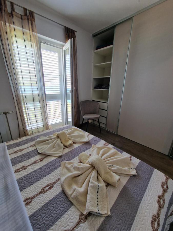 Apartments Rina - Kneze Рачище Екстер'єр фото